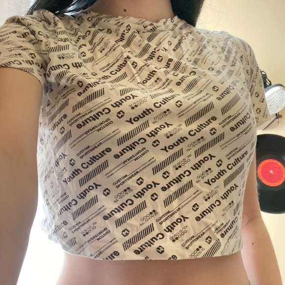 White and black Crop top - Picture 2 of 3